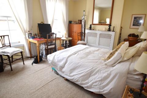 1 Admaston Road, London, SE18 2TU