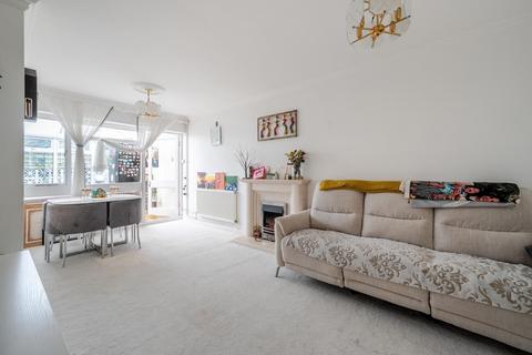 2 Cator Road, Carshalton, SM5 3BX