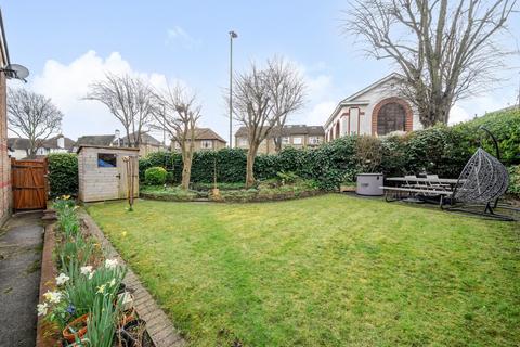 2 Cator Road, Carshalton, SM5 3BX