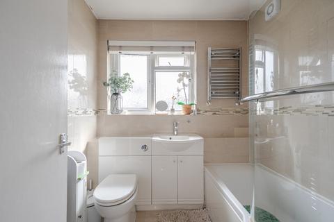 2 Cator Road, Carshalton, SM5 3BX