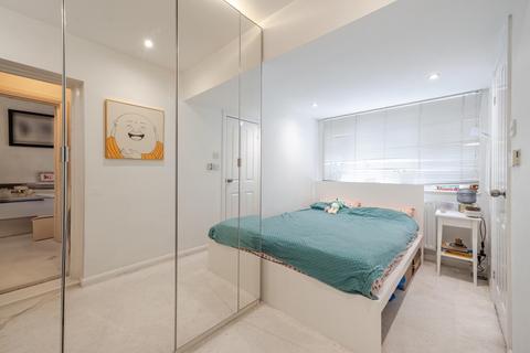2 Cator Road, Carshalton, SM5 3BX