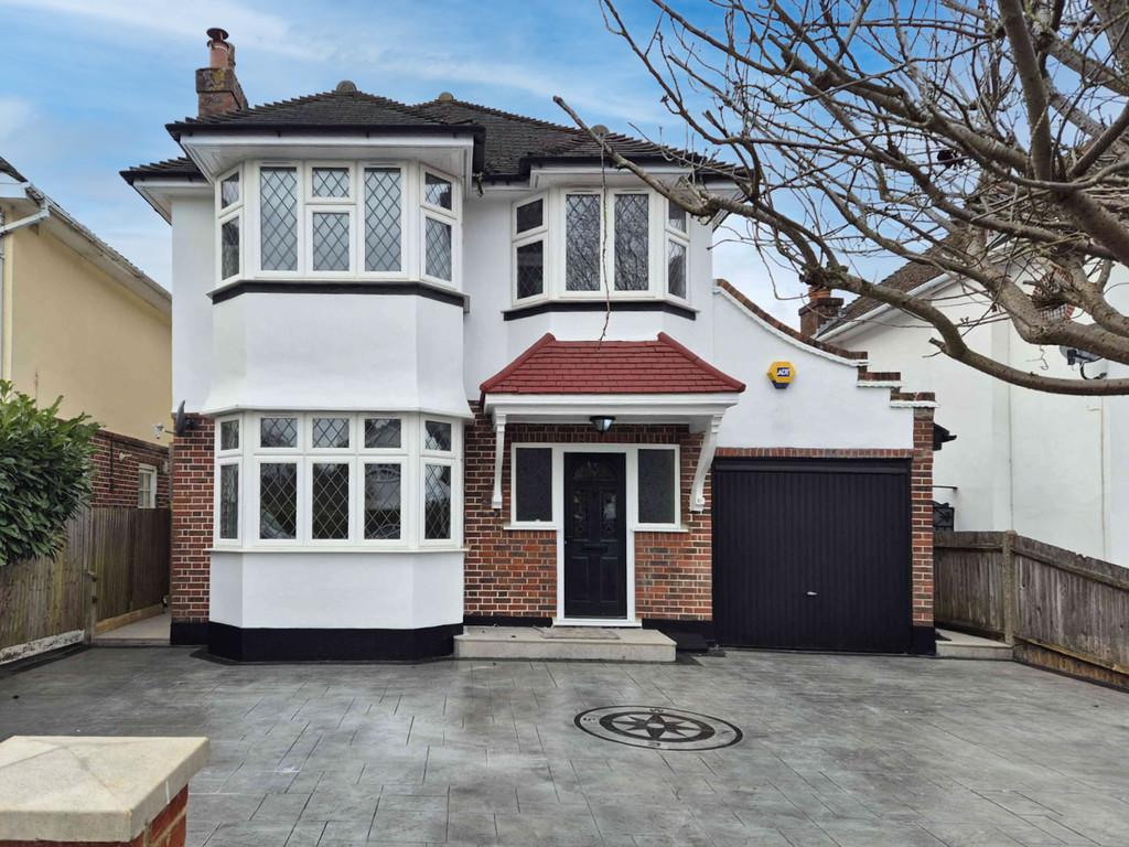 Carleton Avenue, South Wallington 3 bed detached house - £875,000