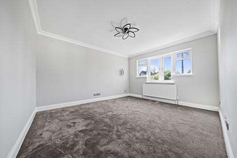 28 Carleton Avenue, Wallington, SM6 9LN