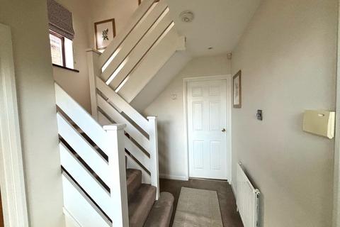 7 Buckingham Crescent, Clayton, Bradford, BD14 6EJ