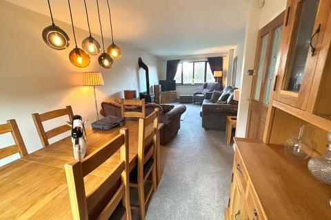 7 Buckingham Crescent, Clayton, Bradford, BD14 6EJ