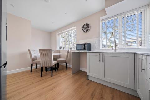 2 Bond Gardens, Wallington, SM6 7LP