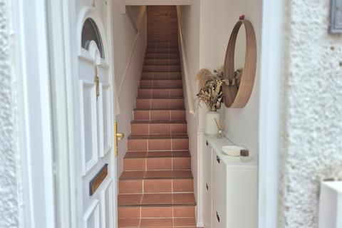 Flat 1, Westbury Court West Road, Shoeburyness, Southend-on-sea, SS3 9DT