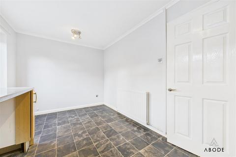 72 Stanley Crescent, Uttoxeter, ST14 7BD