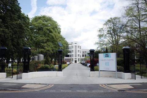 3 bedroom apartment for sale, Waterway, Hayes Village  , Nestle Avenue