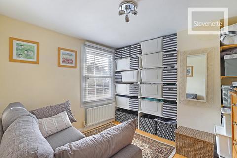 5 Coopersale Common, Coopersale, Epping, CM16 7QS