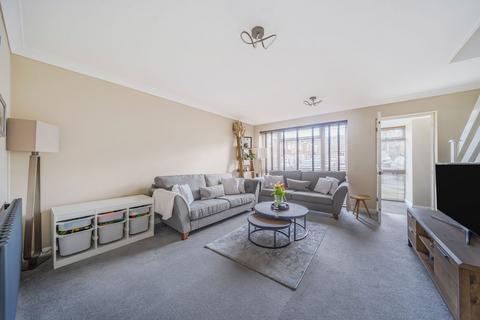 28 Wildman Close, Gillingham, ME8 9SL