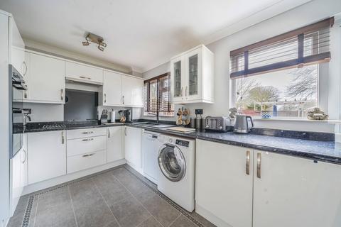 28 Wildman Close, Gillingham, ME8 9SL