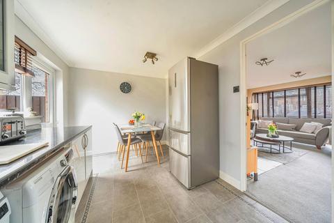 28 Wildman Close, Gillingham, ME8 9SL