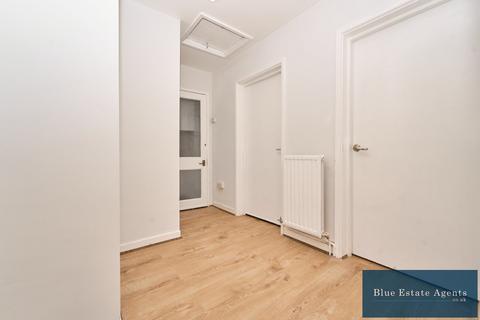 6 Aldergrove Gardens, Hounslow, TW3 3DL