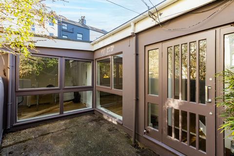 Office to rent, Clyde Road, Brighton