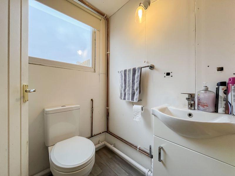 Ground floor wc