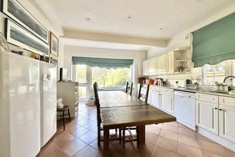 11 Ashdown Road, Epsom, KT17 3PL