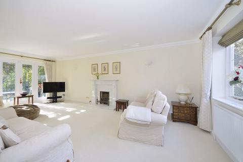 5 bedroom detached house for sale, Hatch Close, Alfold