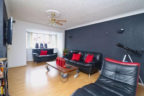 21 Daffodil Place, Walsall, WS5 3DX