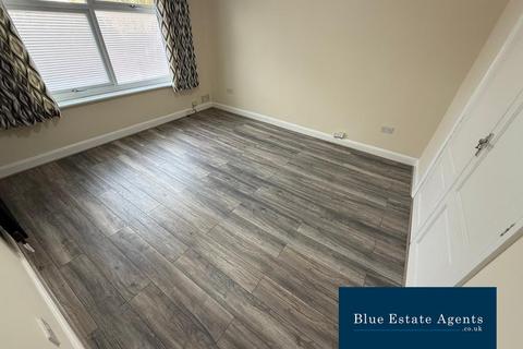 undefined, Spring Grove Road, Hounslow, TW3