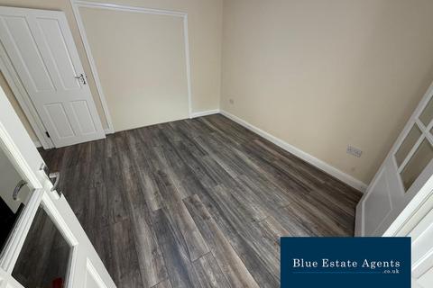 undefined, Spring Grove Road, Hounslow, TW3