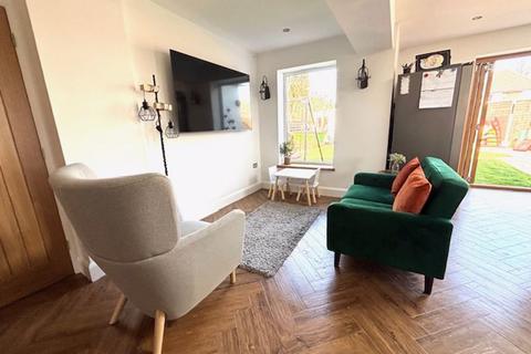 21 Clausen Close, Birmingham, B43 7UD