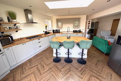 21 Clausen Close, Birmingham, B43 7UD