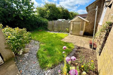 11 Turnor Close, Colsterworth, Grantham, NG33 5JH