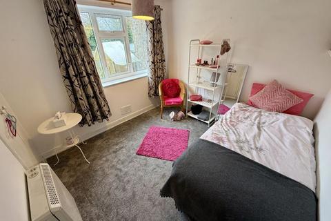 11 Turnor Close, Colsterworth, Grantham, NG33 5JH