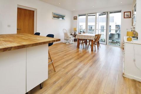 3 bedroom flat for sale, Waterside Marina, Brightlingsea, CO7