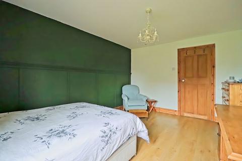 1 bedroom in a house share to rent, Sporhams, Basildon