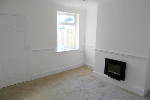 3 bedroom end of terrace house to rent, Clumber Street, Warsop