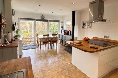 11 Hickley Gardens, Brockworth, Gloucester, GL3 4QS