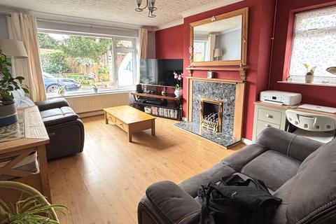 11 Hickley Gardens, Brockworth, Gloucester, GL3 4QS