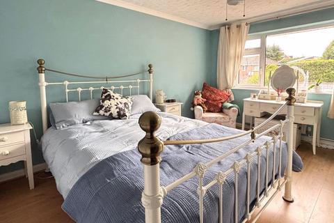 11 Hickley Gardens, Brockworth, Gloucester, GL3 4QS