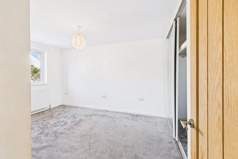 3 bedroom detached house for sale, Castle View Close, TR15