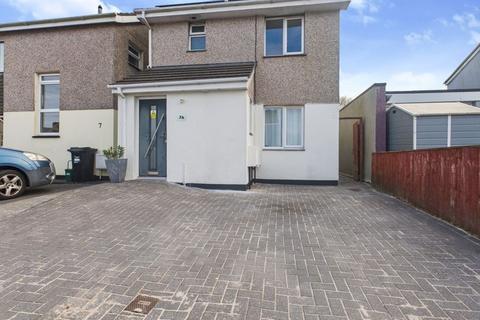 Redruth - Well presented family home