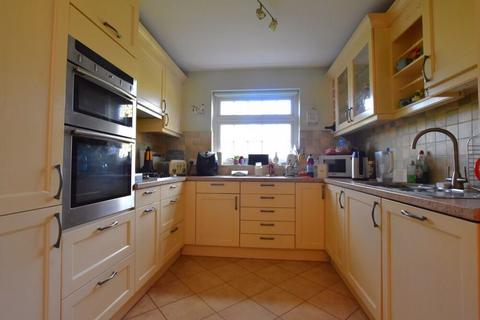 4 bedroom semi-detached house for sale, Parkfield Gardens, Harrow