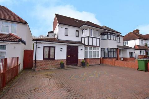 4 bedroom semi-detached house for sale, Woodlands, Harrow