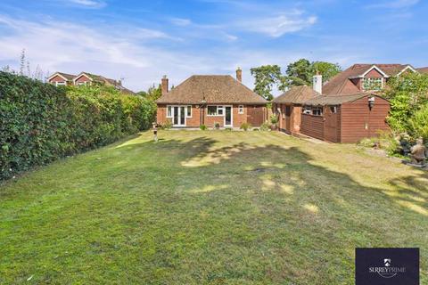 undefined, Two Bedroom Detached Bungalow Great Bookham Leatherhead