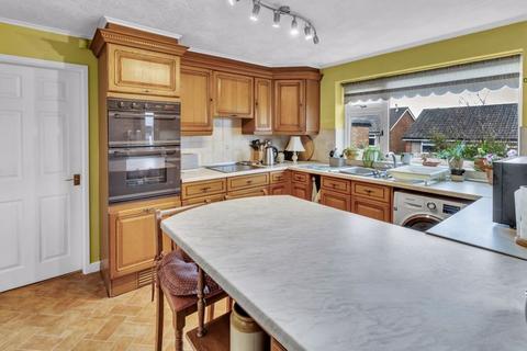 4 bedroom detached house for sale, Croft Head Drive, Milnrow, Rochdale, OL16 3UZ