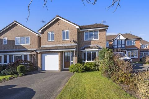 4 bedroom detached house for sale, Bryony Gardens, Gillingham