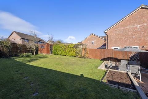 4 bedroom detached house for sale, Bryony Gardens, Gillingham