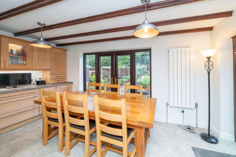 Breakfast room