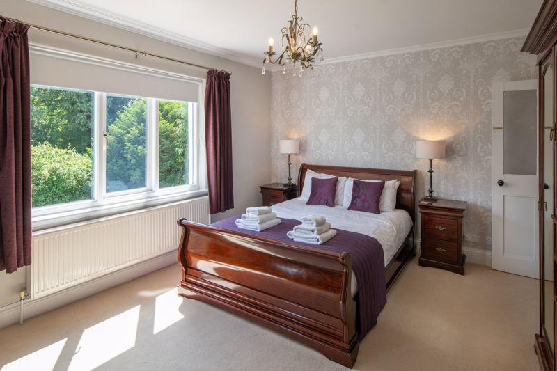Guest bedroom with