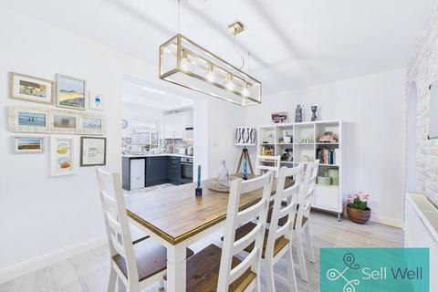 79 Leigh Road, Worsley, Manchester, M28 1LG