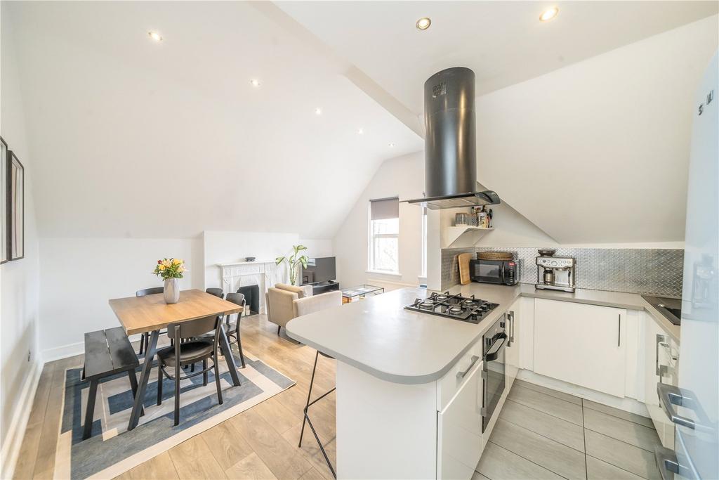Kitchen/Reception
