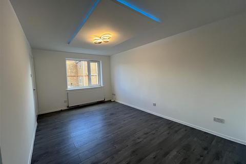 3 bedroom semi-detached house for sale, Burberry Close, Bradford BD4