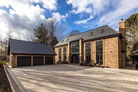 5 bedroom detached house for sale, Runnymede Road, Darras Hall, Ponteland, Newcastle Upon Tyne