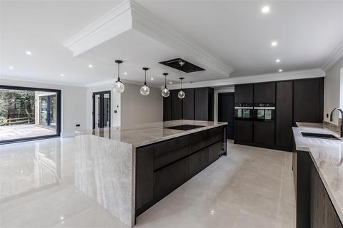 5 bedroom detached house for sale, Runnymede Road, Darras Hall, Ponteland, Newcastle Upon Tyne